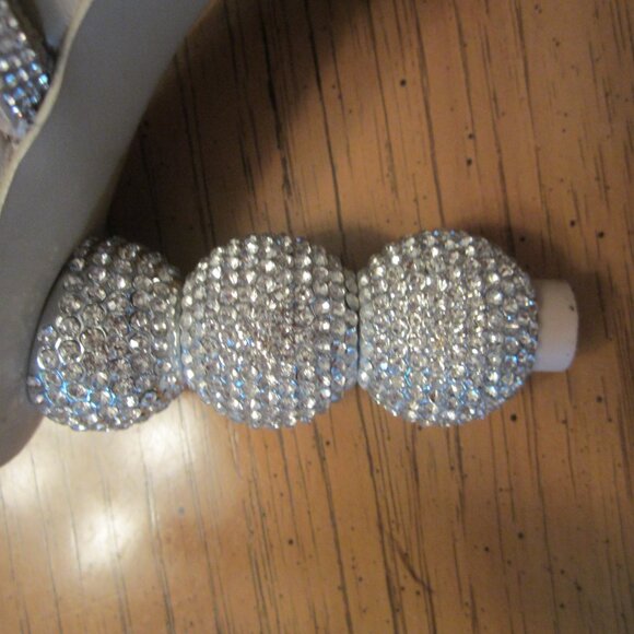 Cult Gaia Leslie Crystal-Embellished Ankle-Wrap 38 1/2 - Picture 3 of 12